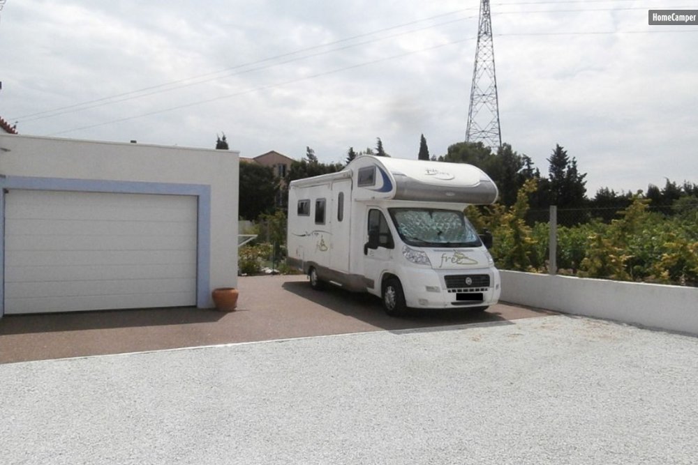 Aire camping-car  Narbonne (11100) - Photo 1